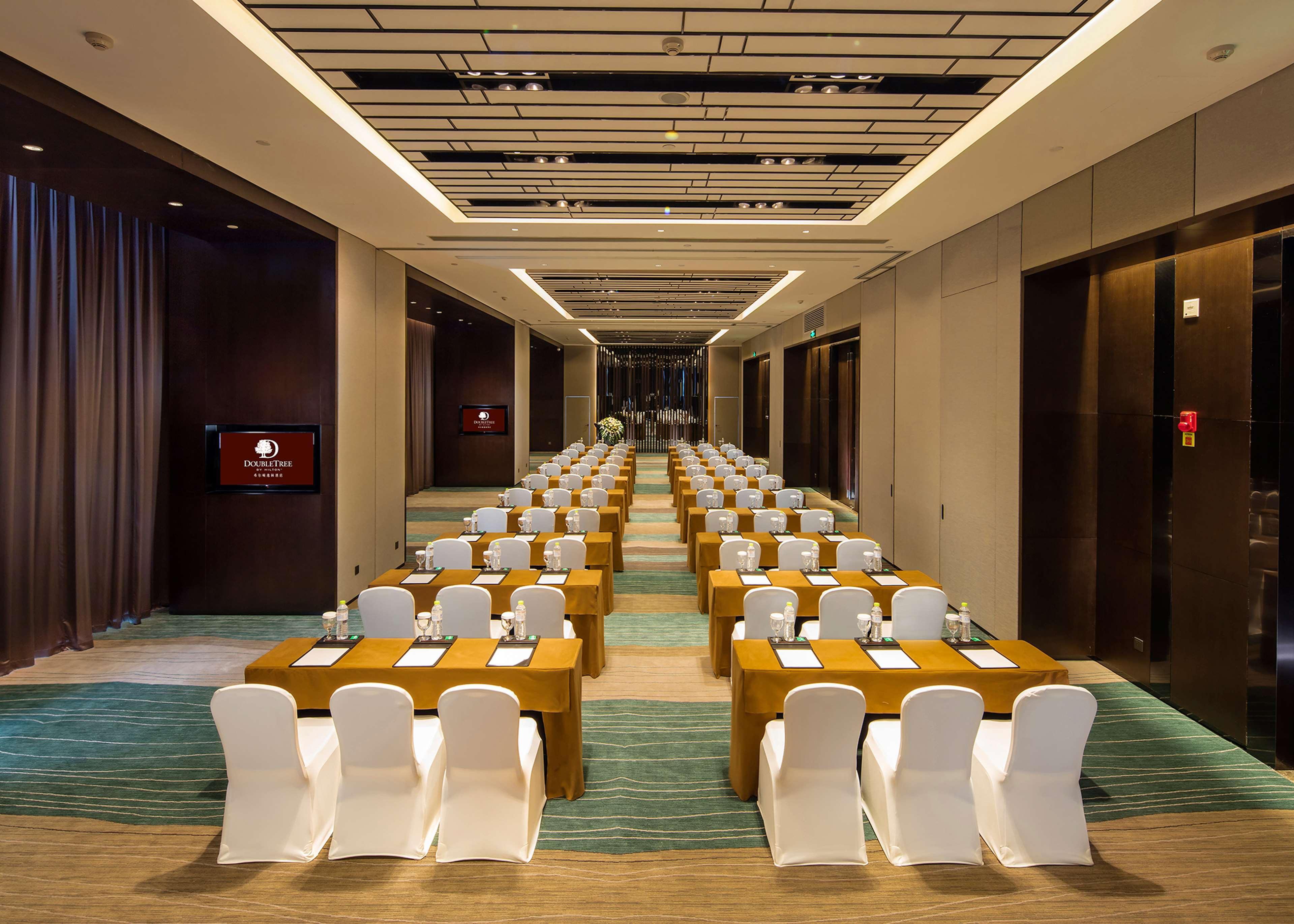 Doubletree By Hilton Chongqing - Nan'An Hotel Exterior photo