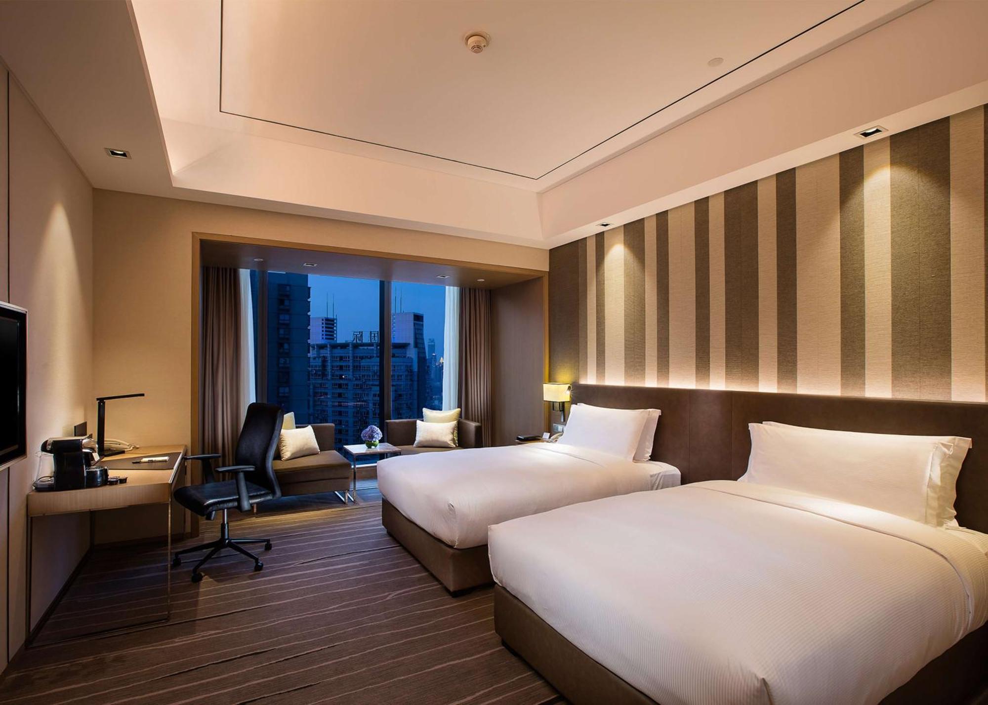 Doubletree By Hilton Chongqing - Nan'An Hotel Exterior photo