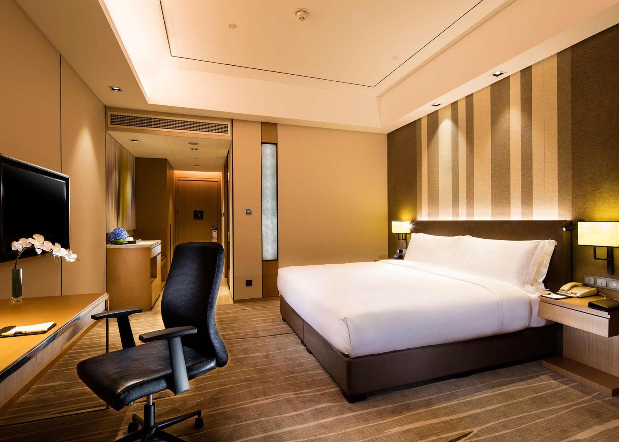 Doubletree By Hilton Chongqing - Nan'An Hotel Exterior photo