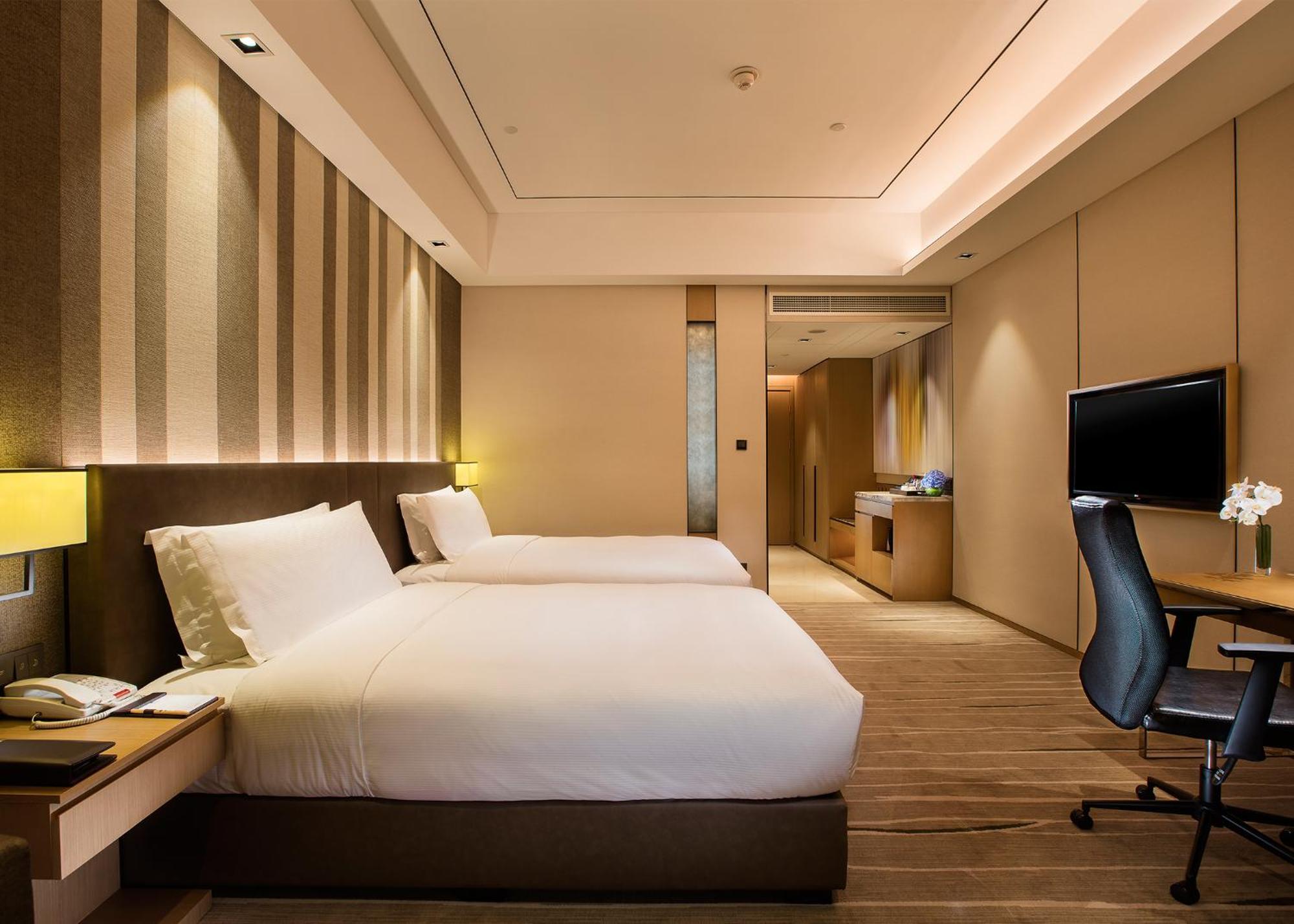 Doubletree By Hilton Chongqing - Nan'An Hotel Exterior photo